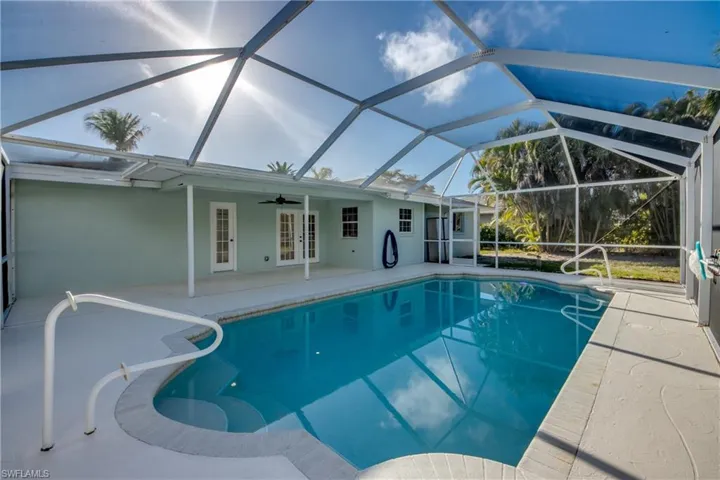 110 SE 13th  PL, Cape Coral, FL 33990