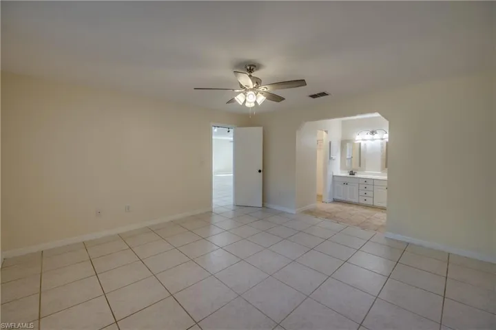110 SE 13th  PL, Cape Coral, FL 33990