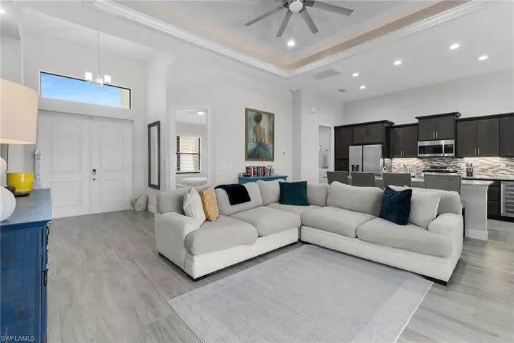 635 NE 7th  TER, Cape Coral, FL 33909
