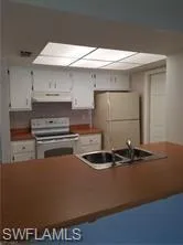 938 SE 24th  AVE, Cape Coral, FL 33990