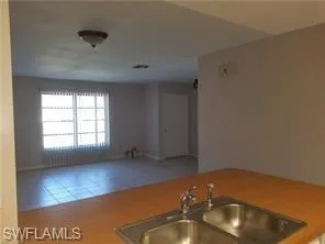 938 SE 24th  AVE, Cape Coral, FL 33990