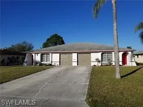 938 SE 24th  AVE, Cape Coral, FL 33990