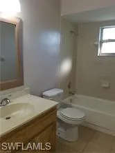 938 SE 24th  AVE, Cape Coral, FL 33990