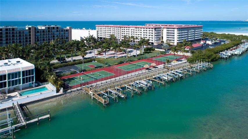 25800 Hickory BLVD # 301, BONITA SPRINGS FL 34134