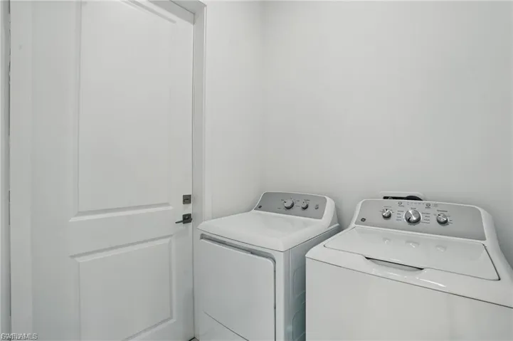 472 Rajah St, Lehigh Acres, Florida 33974