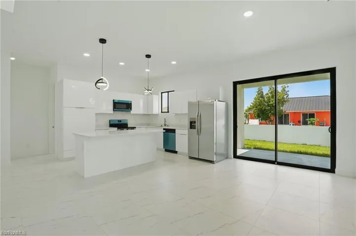 472 Rajah St, Lehigh Acres, Florida 33974