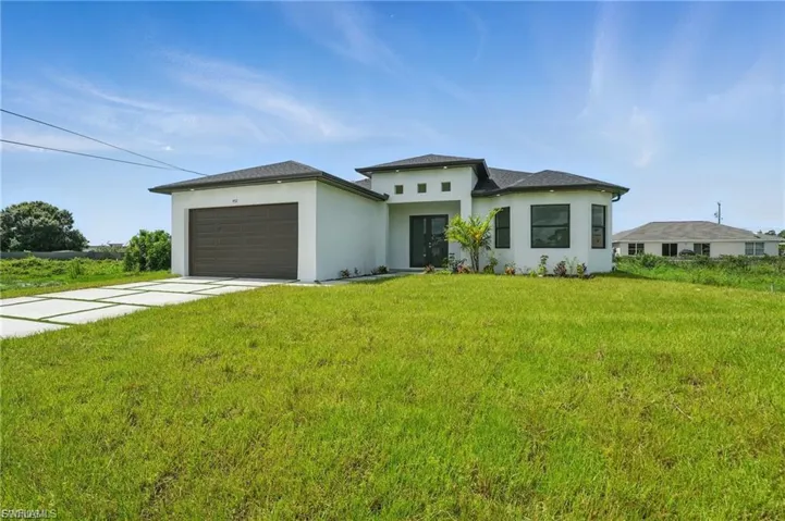 472 Rajah St, Lehigh Acres, Florida 33974