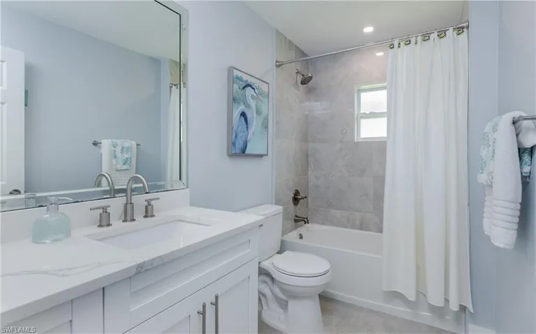 2nd Bathroom