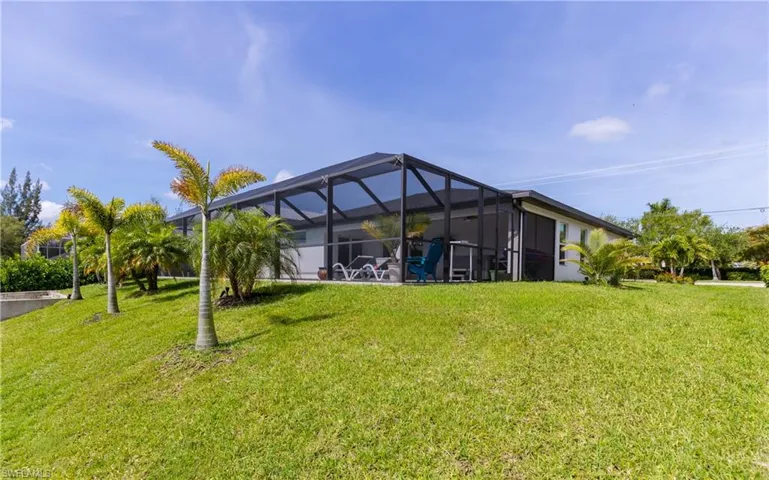 2207 Surfside Blvd, Cape Coral, Florida 33991