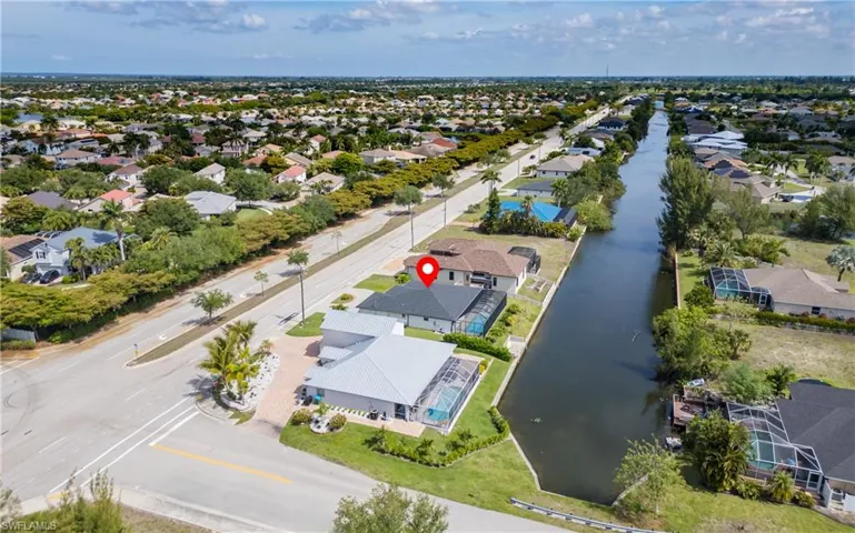 2207 Surfside Blvd, Cape Coral, Florida 33991