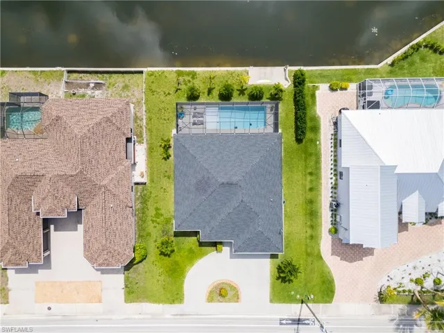 2207 Surfside Blvd, Cape Coral, Florida 33991
