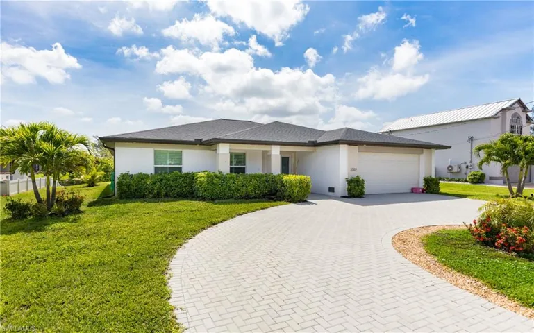 2207 Surfside Blvd, Cape Coral, Florida 33991