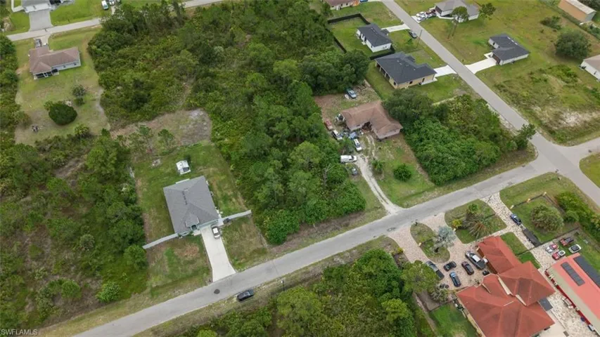 904 Poinsettia Ave, Lehigh Acres, Florida 33972