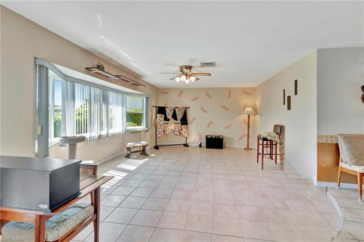 Living room is 22.5 x 15 feet in dimensions, facing south