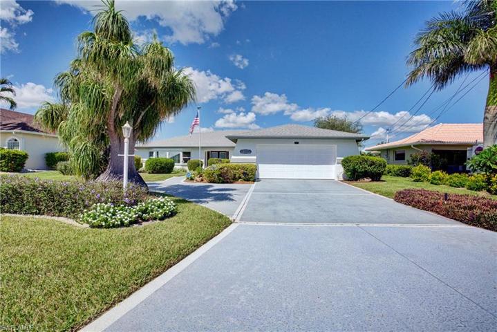 Welcome to 2213 SE 32nd Terrace, Cape Coral, Florida