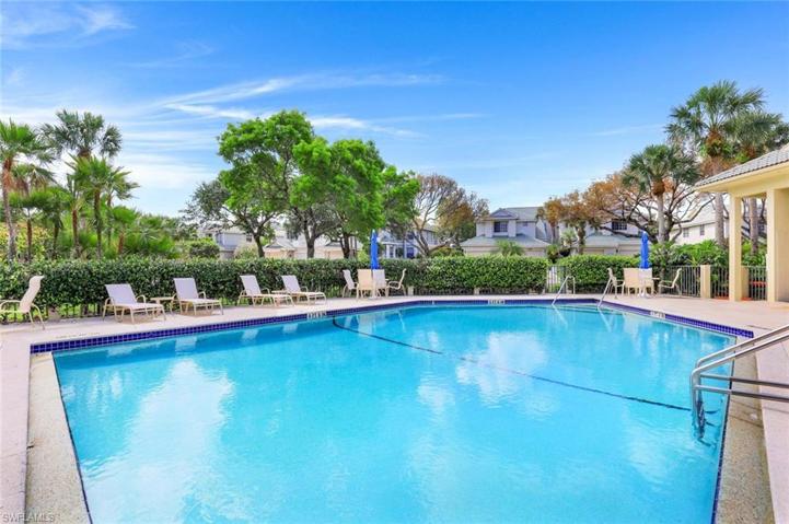 Community pool!