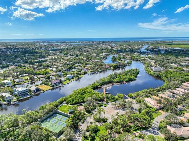 Aerial view of Riverwalk Park