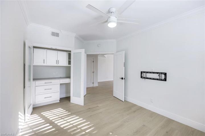 Guest Bedroom w/ built-In Desk in Closet