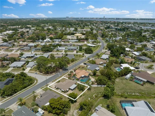 View of birds eye view of property