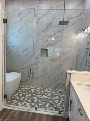shower and bath wet room