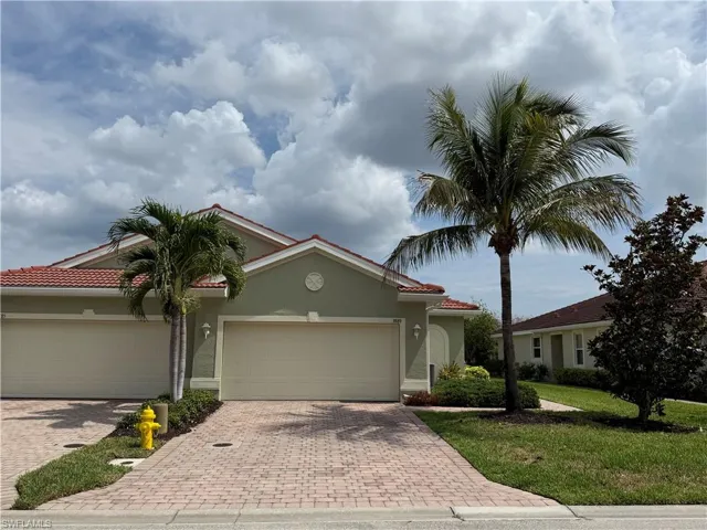 3889  Dunnster  CT, Fort Myers, FL 33916