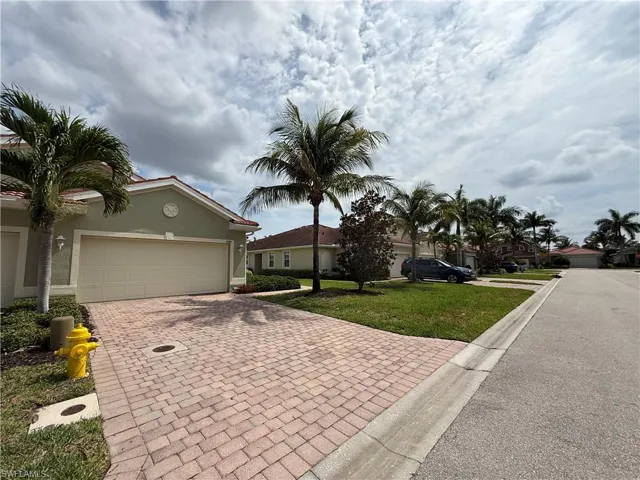 3889  Dunnster  CT, Fort Myers, FL 33916