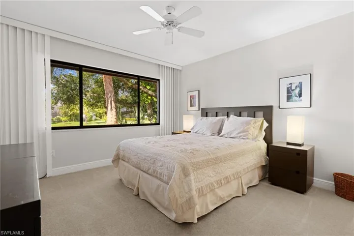 Bedroom 3 with lake view