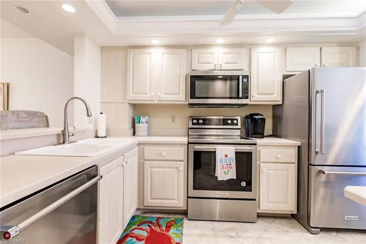 260 Seaview Ct 904, Marco Island, Florida 34145