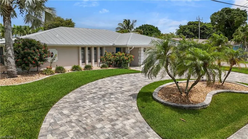 5215 Pelican Blvd, Cape Coral, Florida 33914