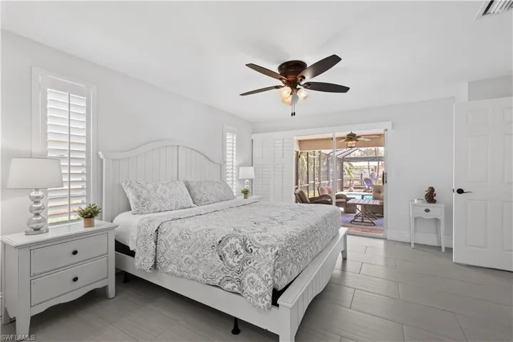5215  Pelican  BLVD, Cape Coral, FL 33914