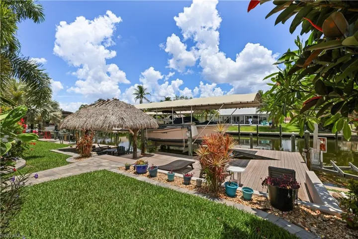 5215  Pelican  BLVD, Cape Coral, FL 33914