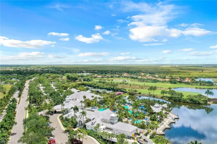 3093  Aviamar  CIR, Naples, FL 34114