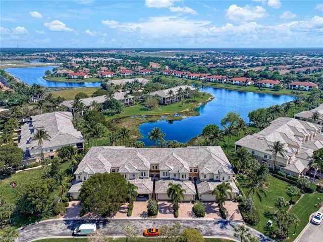 3093  Aviamar  CIR, Naples, FL 34114