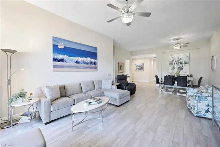 3093  Aviamar  CIR, Naples, FL 34114