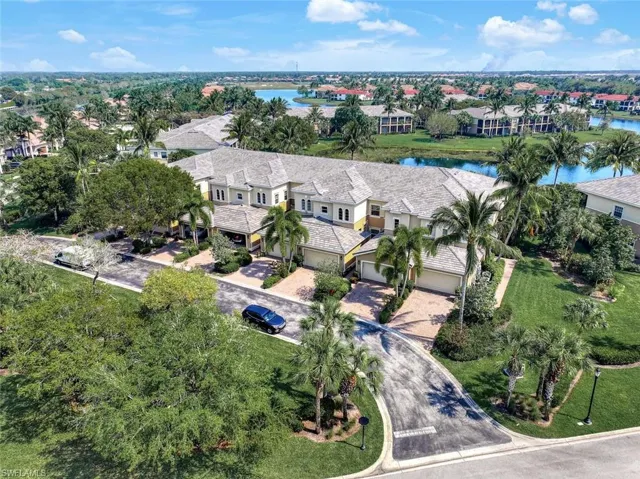 3093  Aviamar  CIR, Naples, FL 34114