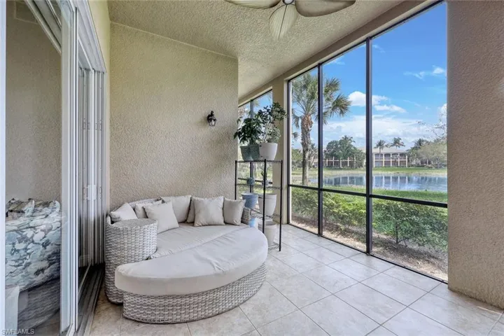 3093  Aviamar  CIR, Naples, FL 34114