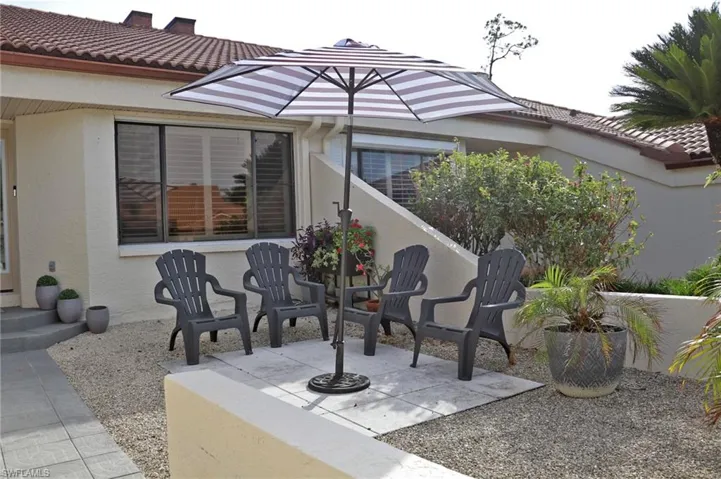 View of front  patio / terrace