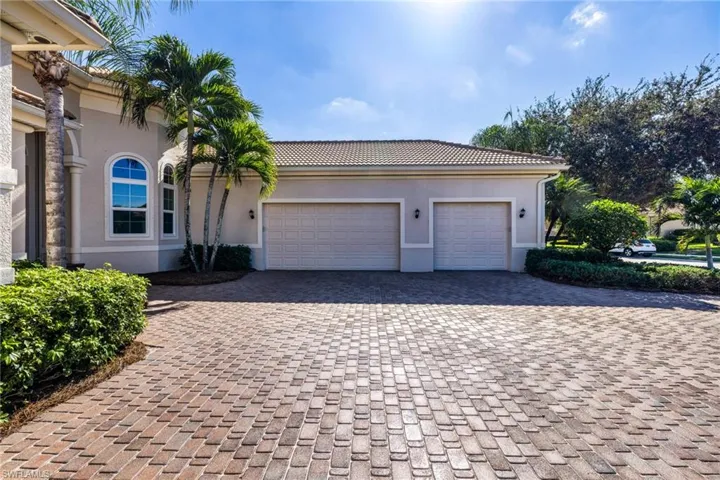 5710  Whispering Willow  WAY, Fort Myers, FL 33908