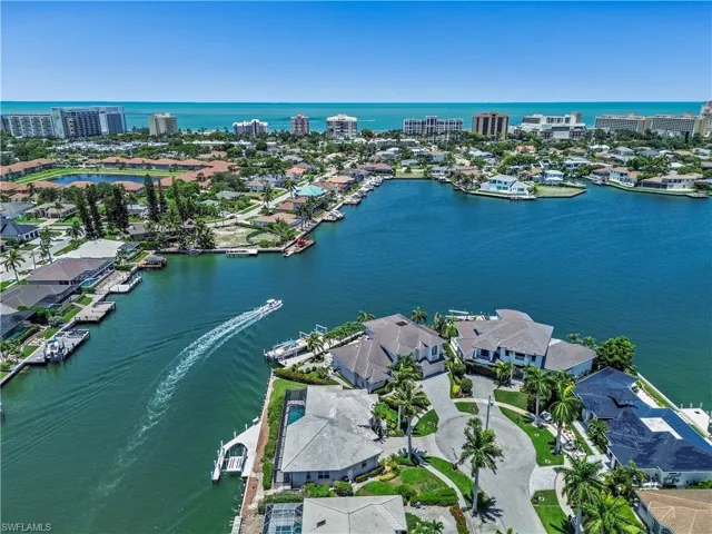 495 Adirondack Ct, Marco Island, Florida 34145