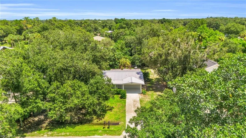 440 6th Ave, Labelle, Florida 33935