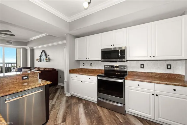 2797 1st St Nw 1703, Fort Myers, Florida 33916