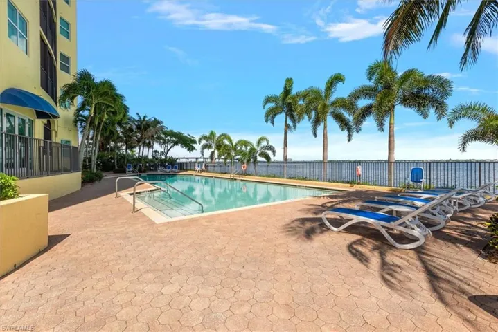 2797 1st St Nw 1703, Fort Myers, Florida 33916