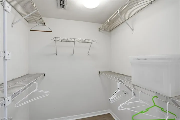2460 Old Groves Rd E102, Naples, Florida 34109