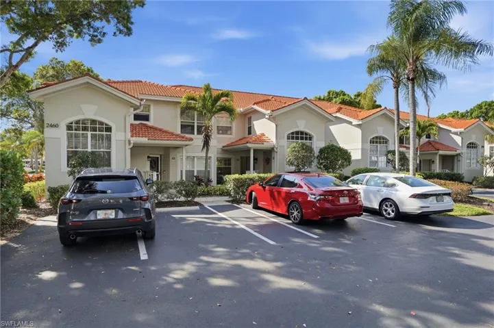 2460 Old Groves Rd E102, Naples, Florida 34109