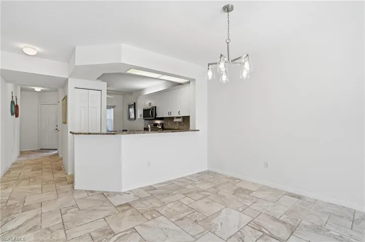 2460 Old Groves Rd E102, Naples, Florida 34109