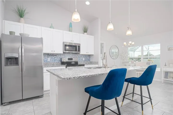 2646 NW 8th  TER, Cape Coral, FL 33993