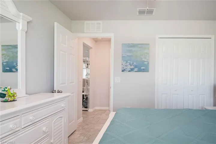 2646 NW 8th  TER, Cape Coral, FL 33993