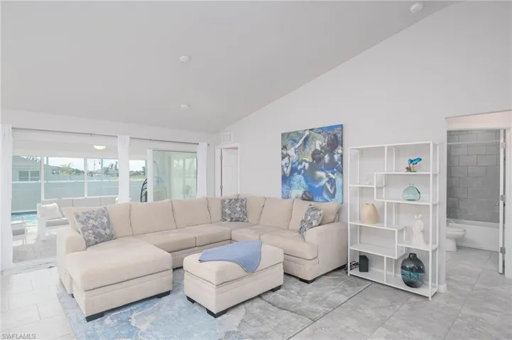 2646 NW 8th  TER, Cape Coral, FL 33993