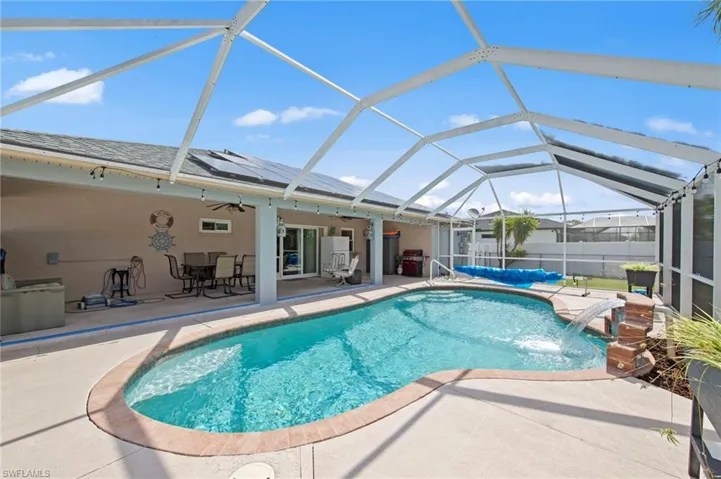 618 15th Ter, Cape Coral, Florida 33990