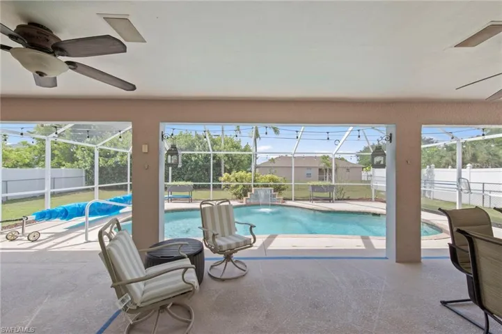 618 15th Ter, Cape Coral, Florida 33990